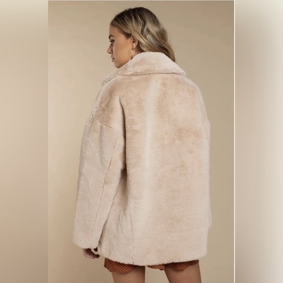 New: Free People x Revolve Kate Faux Fur Oversized Coat. Size Small - Picture 3 of 14